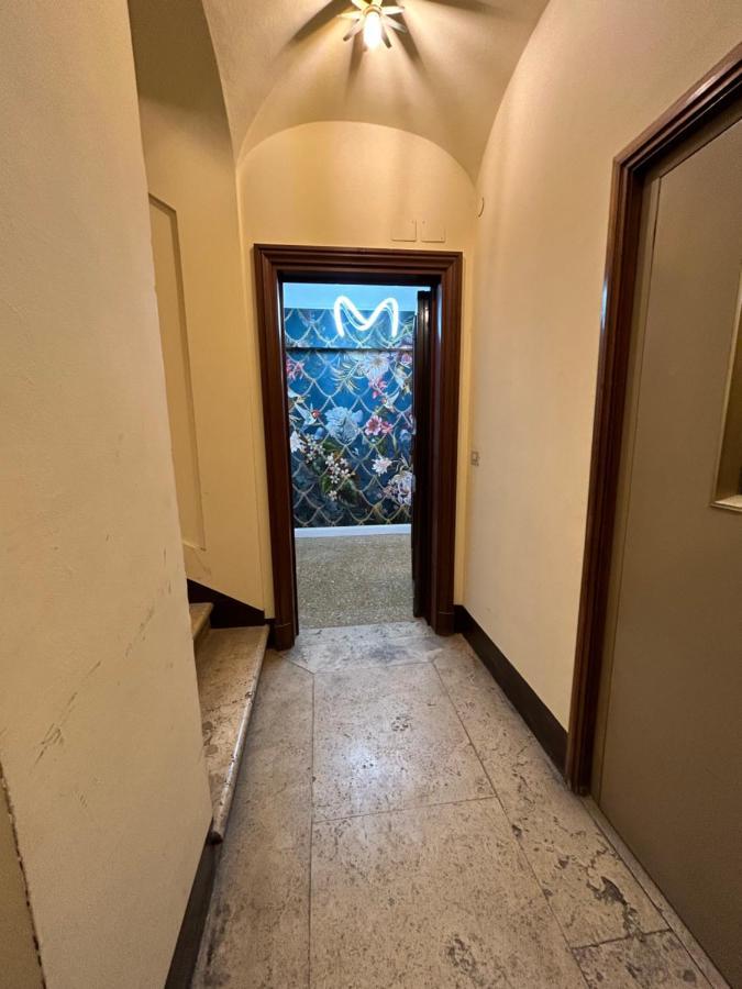 Raffaello'S Place Rome Exterior photo
