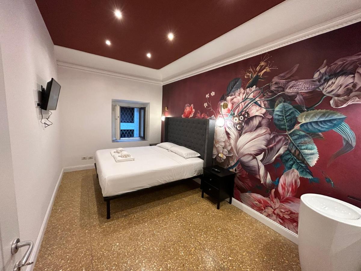 Raffaello'S Place Rome Exterior photo